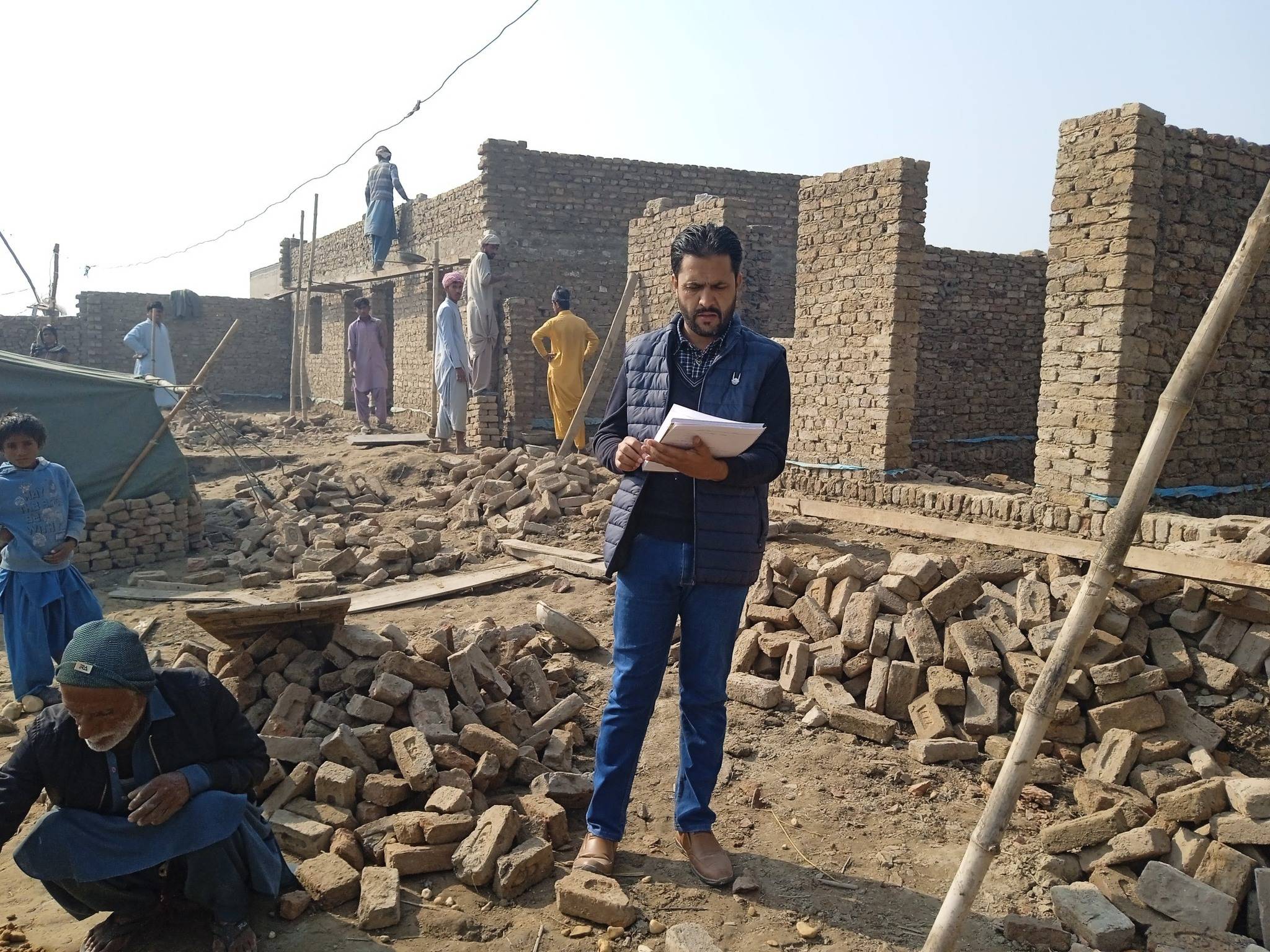 Tahrir on a building site in Pakistan